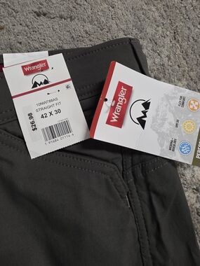 Wrangler Men's Outdoor Performance Straight Fit Pants - 42x30 - Gray